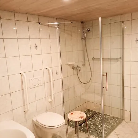 Apartament Aviva Ankerplatz - Familien-oase Mit Gartenterrasse Und 2 Schlafzimmern